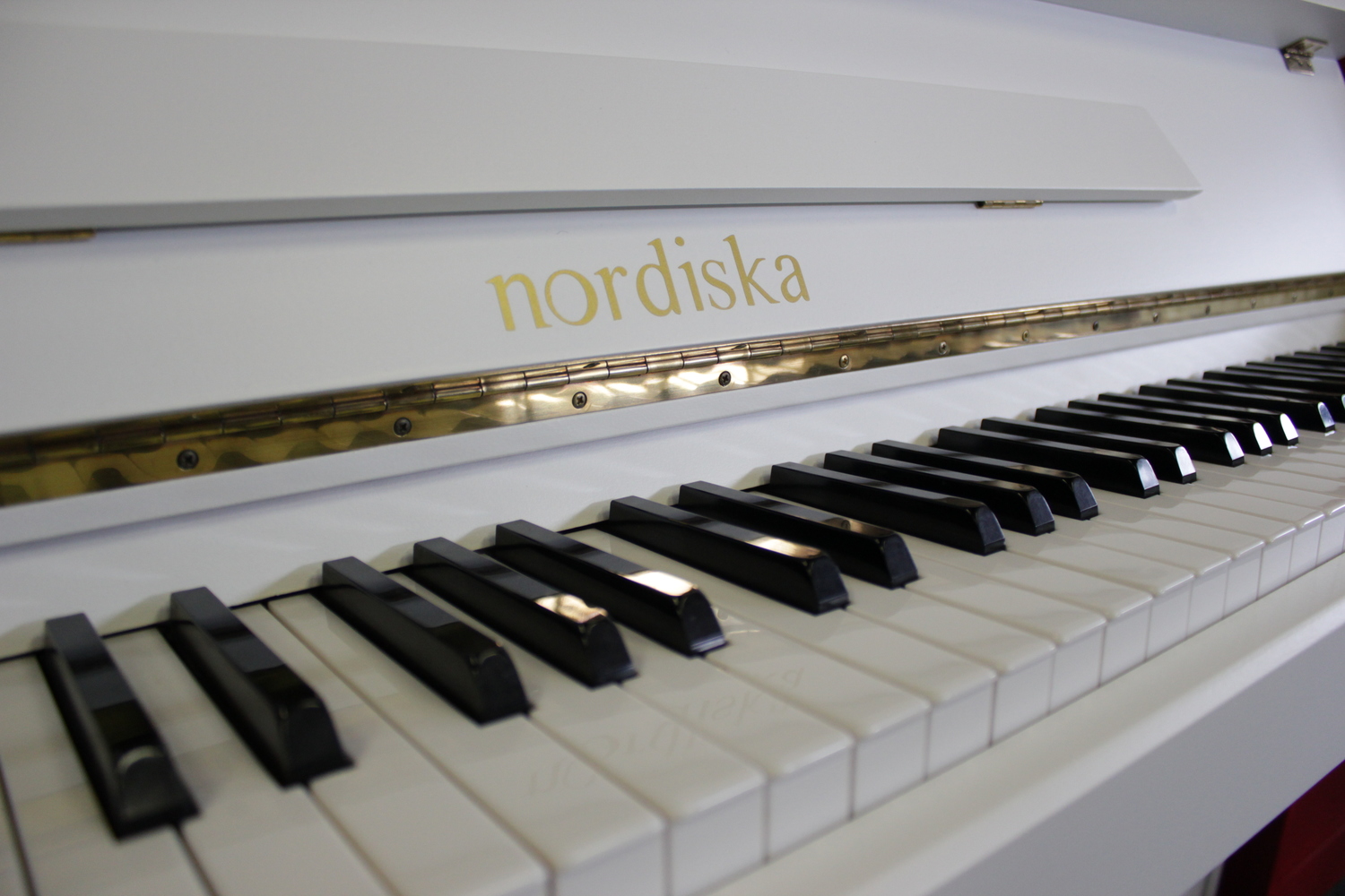 Nordiska, Mod. 106 Klavier