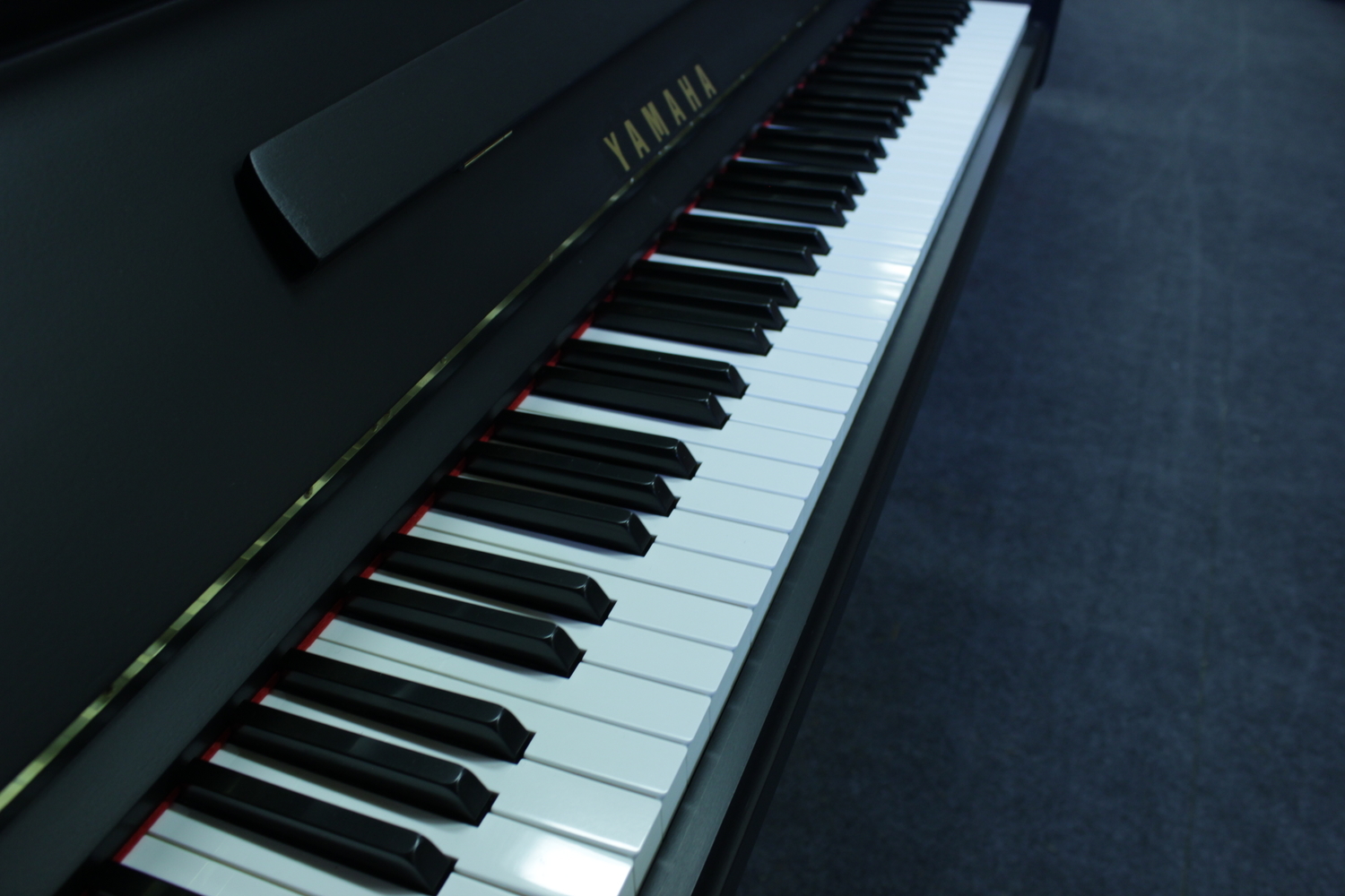 Yamaha, Mod. 107 Klavier